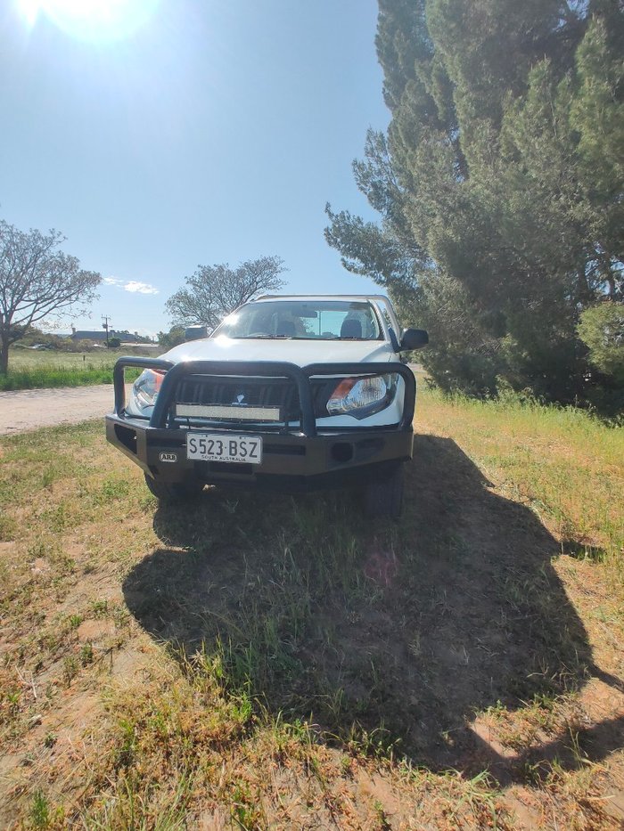 2017 Mitsubishi Triton GLX