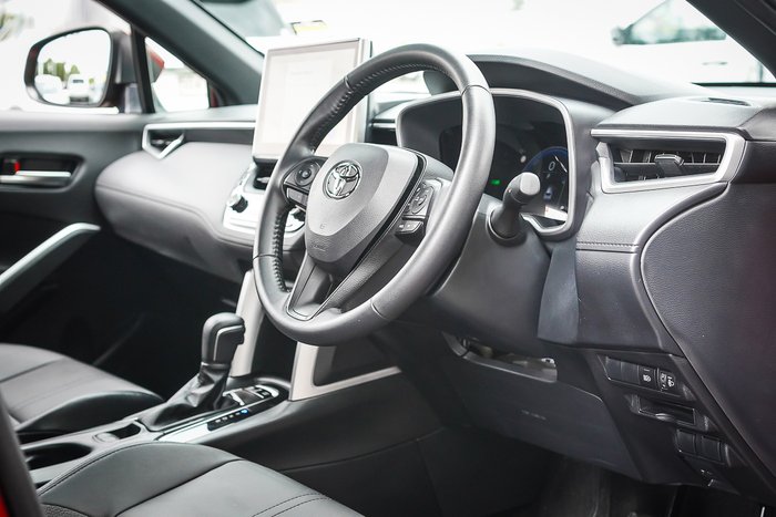 2025 Toyota Corolla Cross Hybrid GXL