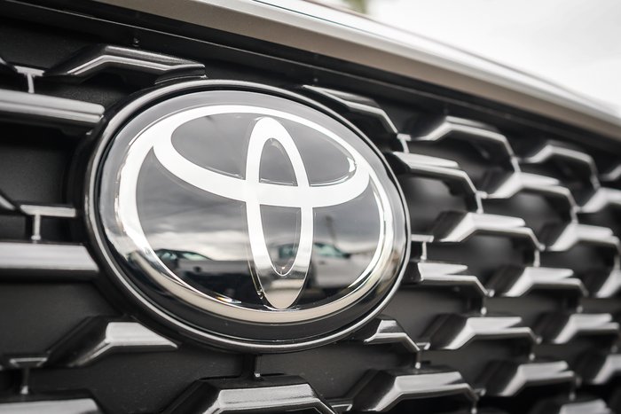 2025 Toyota Corolla Cross Hybrid GXL