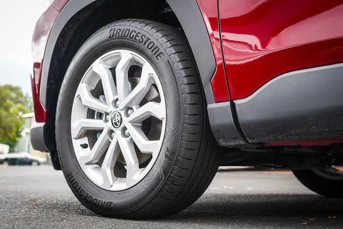 2025 Toyota Corolla Cross Hybrid GXL