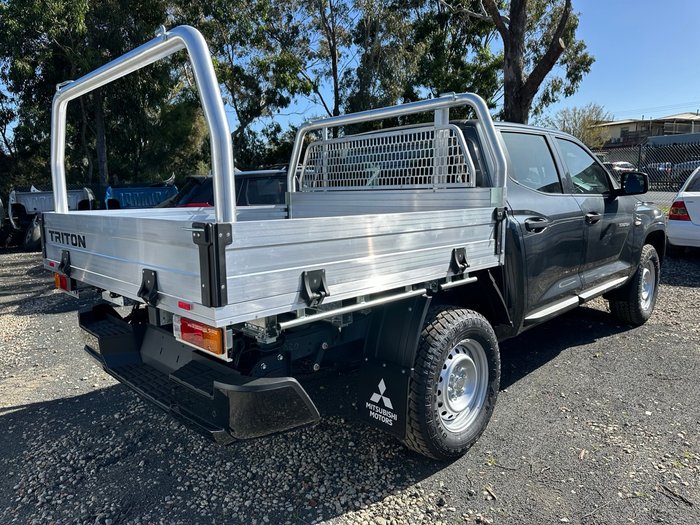2026 Mitsubishi Triton GLX