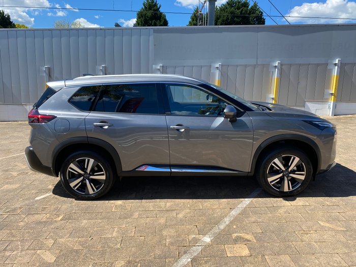 2025 Nissan X-TRAIL Ti-L