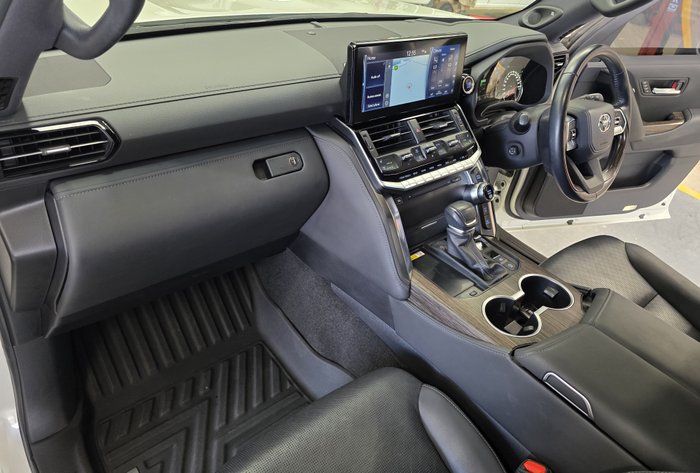 2021 Toyota Landcruiser Sahara
