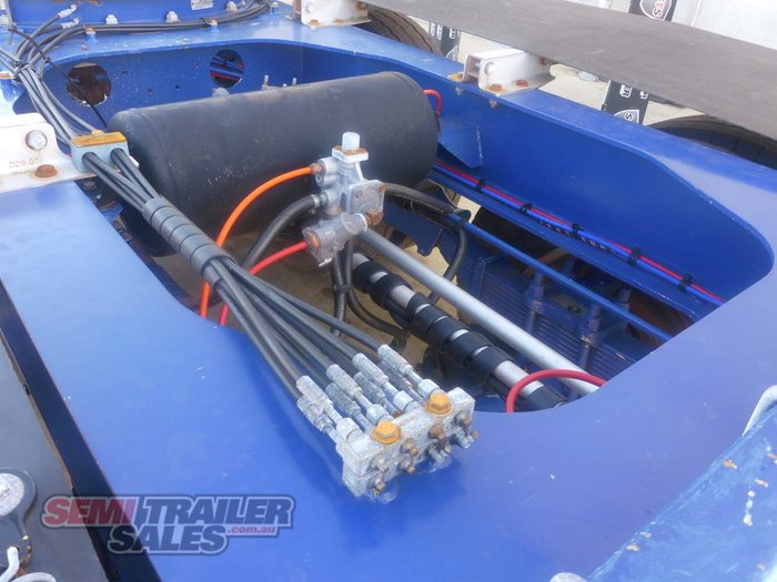 2023 Duraquip Tri Axle Dolly