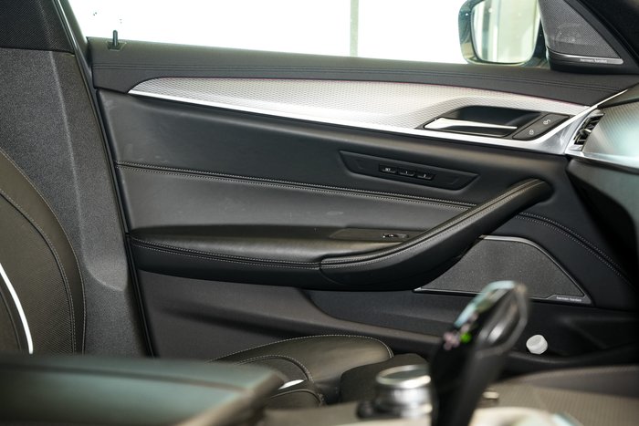 2019 BMW 5 Series 540i M Sport