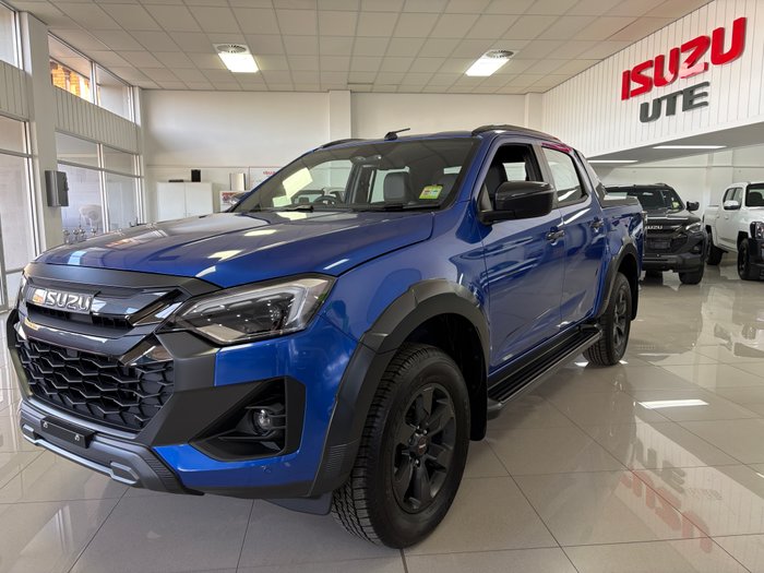 2025 ISUZU D-MAX XT