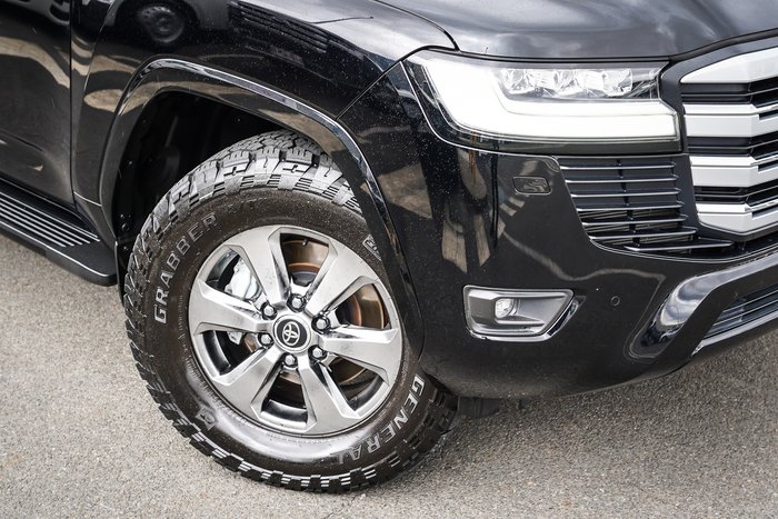 2022 Toyota LANDCRUISER Sahara