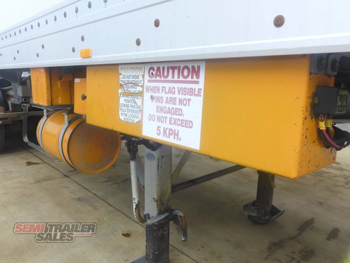 2002 Maxitrans 34 Pallet Pantech B Double Set