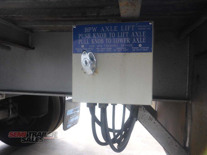 2002 Maxitrans 34 Pallet Pantech B Double Set