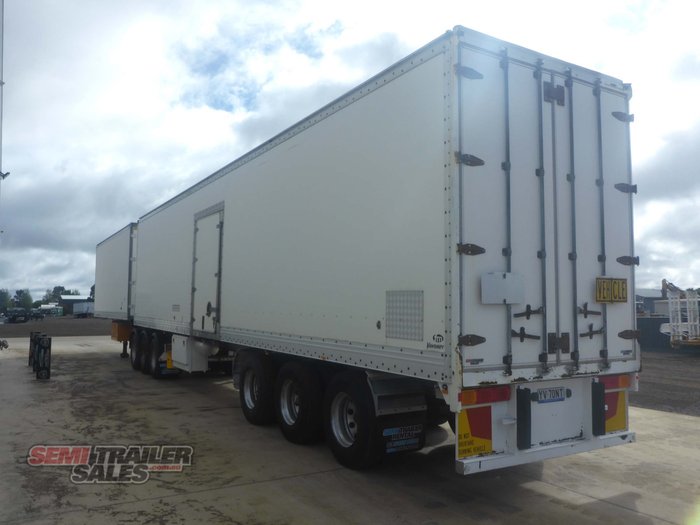 2002 Maxitrans 34 Pallet Pantech B Double Set