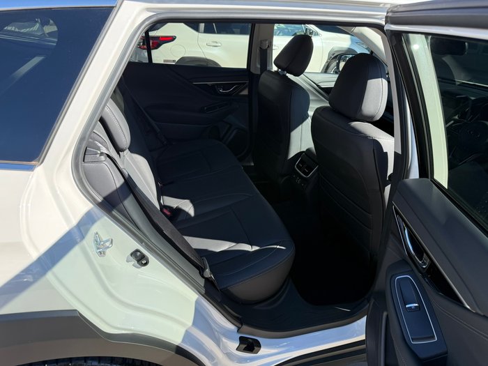 2025 Subaru Outback AWD Touring XT