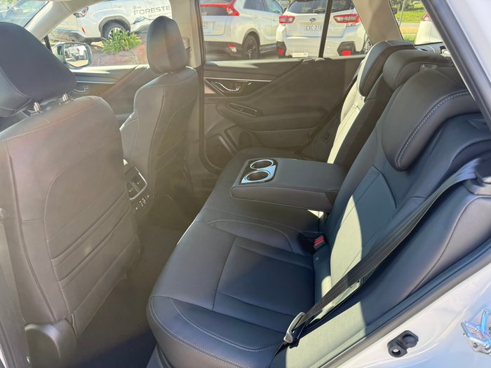 2025 Subaru Outback AWD Touring XT