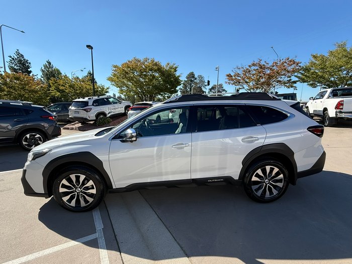 2025 Subaru Outback AWD Touring XT