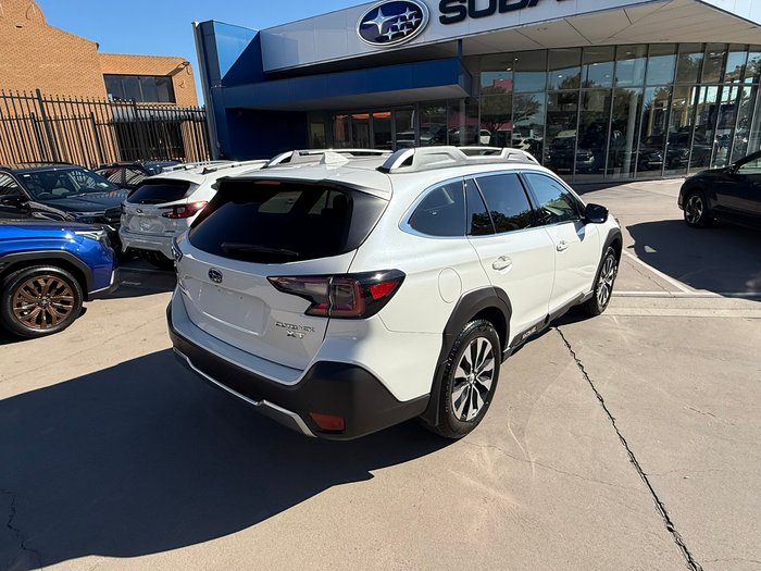 2025 Subaru Outback AWD Touring XT