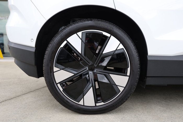 2024 Volvo EX30 Twin Motor Performance Ultra