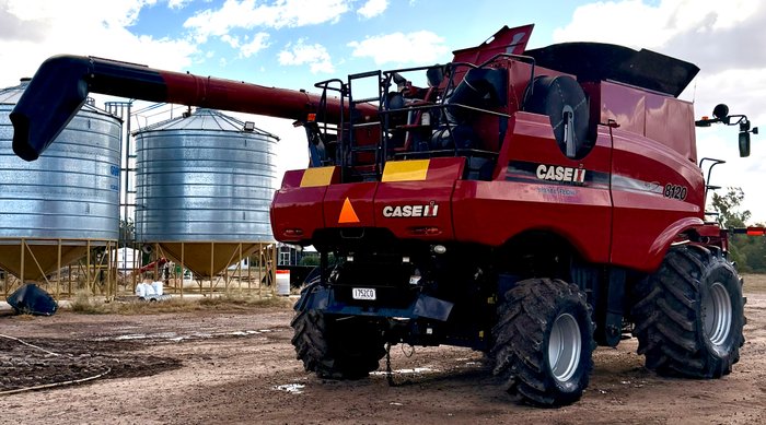 CASE IH 8120  HEADER & FRONT 