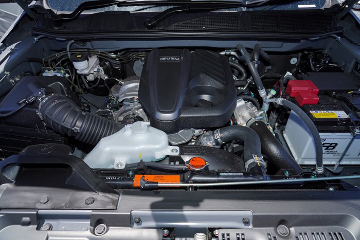 2025 Isuzu D-MAX X-RIDER