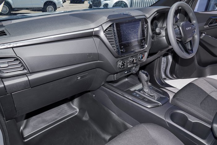 2025 Isuzu D-MAX X-RIDER