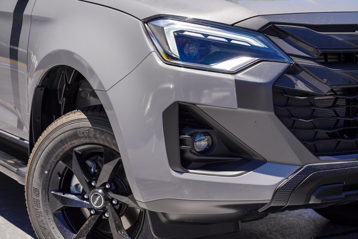 2025 Isuzu D-MAX X-RIDER