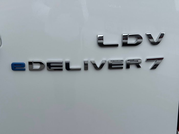 2025 LDV eDeliver 7