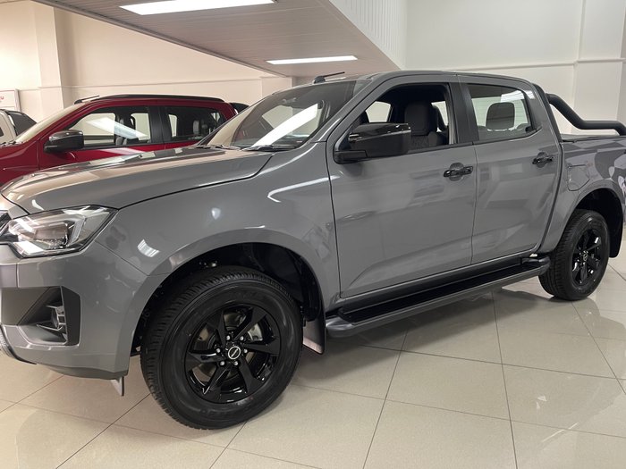2025 ISUZU D-MAX LS-M XR
