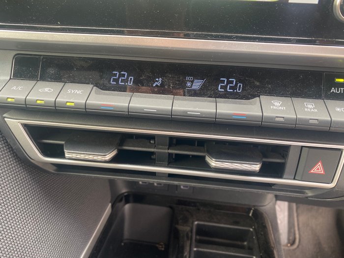 2024 Toyota Camry Hybrid