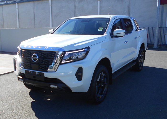 2025 Nissan Navara ST-X
