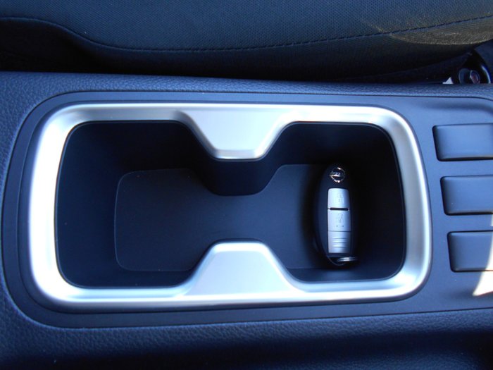 2025 Nissan Navara ST-X