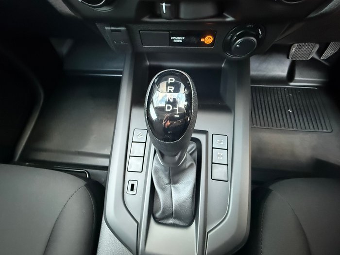 2025 Isuzu D-MAX SX