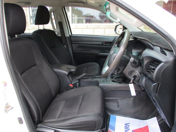2018 Toyota Hilux SR GUN126R White