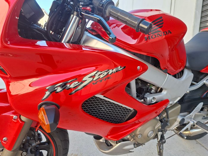 2006 Honda VTR1000