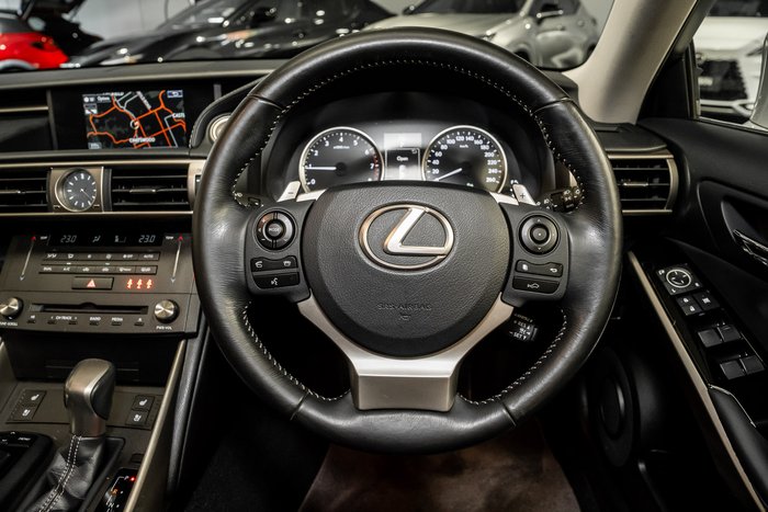 2016 Lexus IS200T Luxury 2.0L Turbo Automatic Sedan
