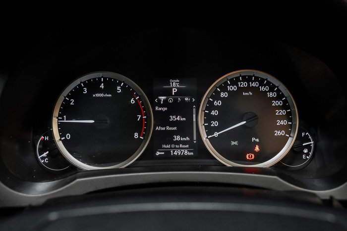 2016 Lexus IS200T Luxury 2.0L Turbo Automatic Sedan