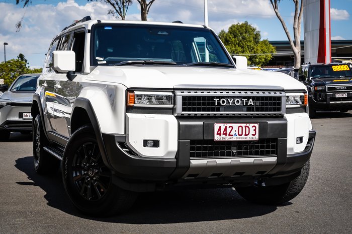 2025 Toyota PRADO
