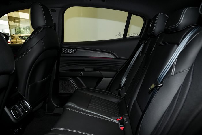 2025 Maserati Grecale MODENA 330HP HYBRID GRIGIO LAVA