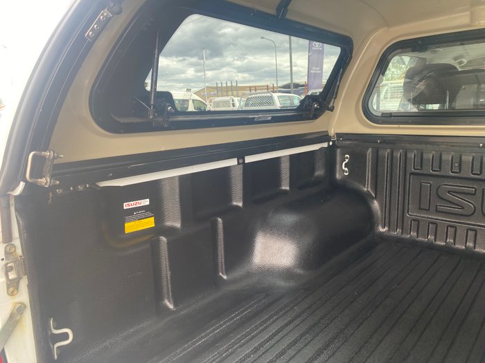 2017 ISUZU D-MAX LS-U HI-RIDE (4x2)