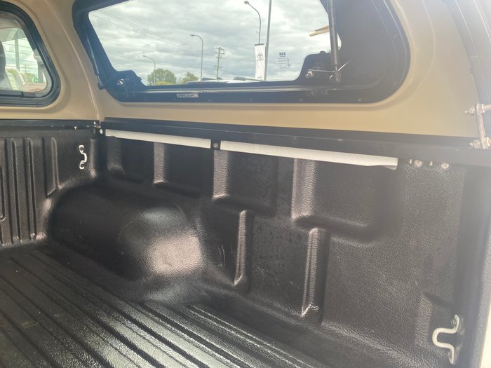 2017 ISUZU D-MAX LS-U HI-RIDE (4x2)