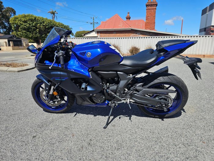 2022 Yamaha YZFR7 HO Blue