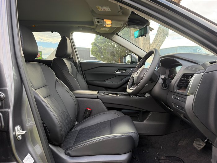 2025 NISSAN X-TRAIL