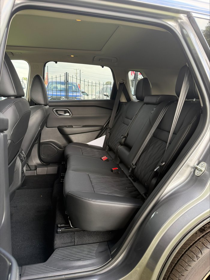2025 NISSAN X-TRAIL
