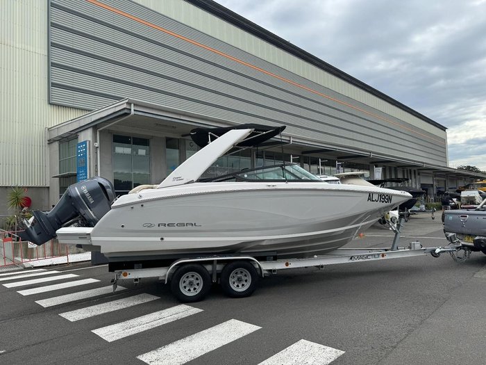 2022 REGAL 23 OBX
