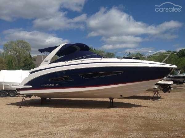 2025 Regal 33 Express