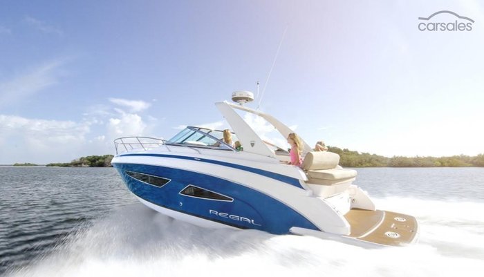 2025 Regal 33 Express