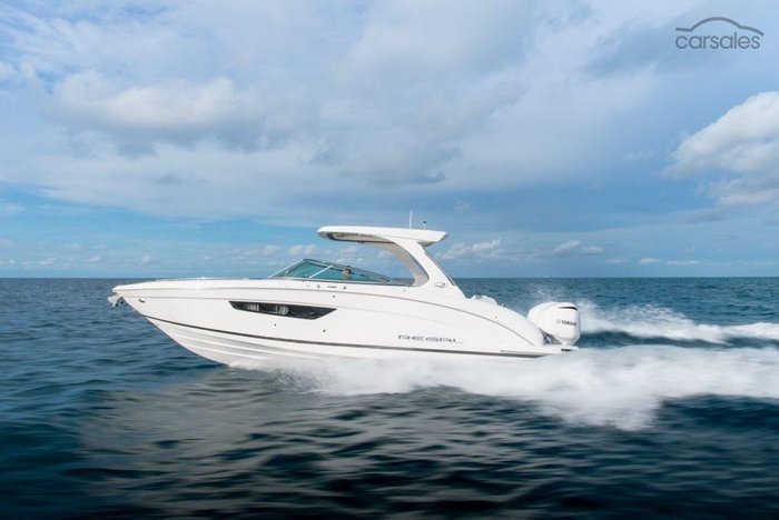2023 Regal 33 OBX