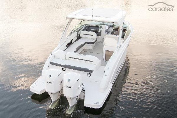 2023 Regal 33 OBX
