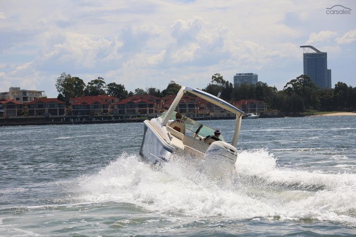 2023 Chris Craft 28 GT