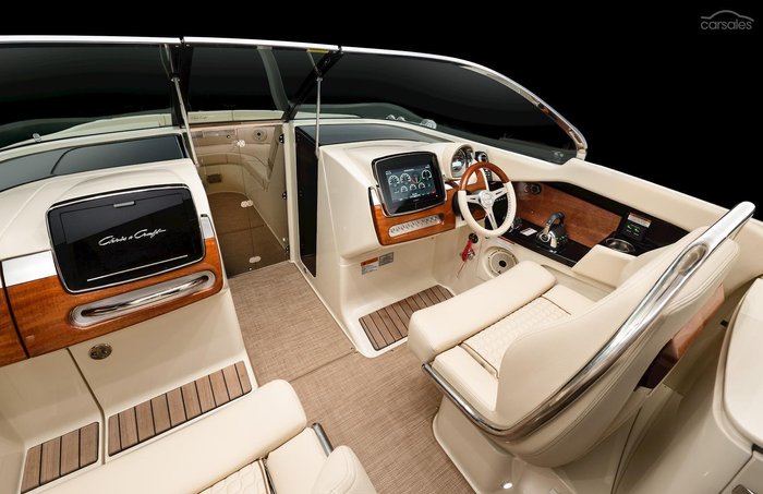 2025 Chris Craft Launch 31 GT