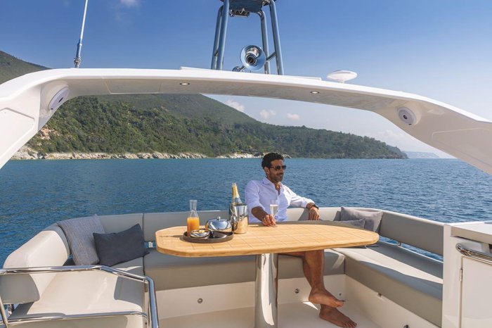 2023 Absolute 47 FLY