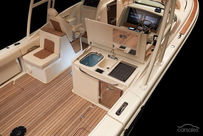 2025 Chris Craft Calypso 30