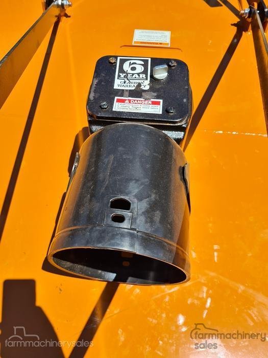 2022 Woods Bb84.40W Orange